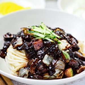 Jajangmyeon