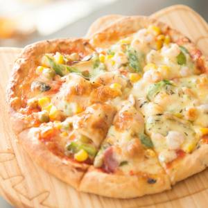 Quick Tortilla Pizza