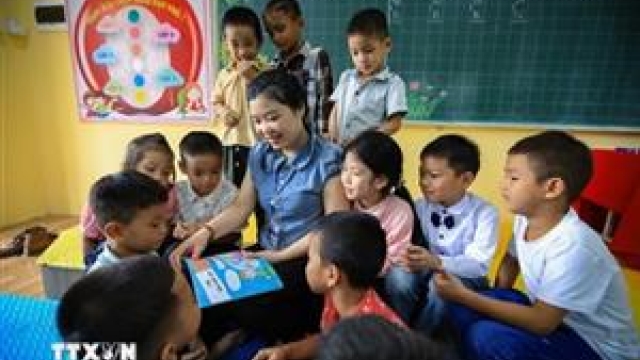 Hòa Bình: Huyện vùng cao vượt bão lũ, đảm bảo cho học sinh đến trường