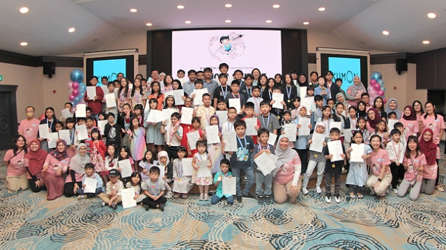 Students receive awards in after-school learning programme