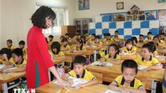 Bộ Giáo dục và Đào tạo rút đề xuất miễn học phí cho con nhà giáo