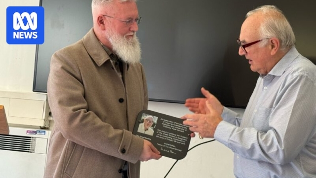 Australian teacher ‘out-scholars’ academics to win international award for insight into author George Orwell