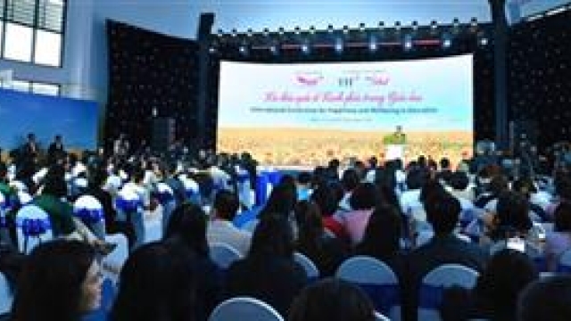 Hội thảo Hạnh phúc trong Giáo dục: Để trường học thành điểm chạm hạnh phúc