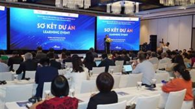 Bồi dưỡng nâng cao năng lực cho hơn 2.000 cán bộ, giảng viên đại học