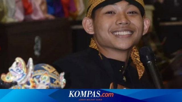 Kisah Aming Ajen Siswa SMK yang Juga Dalang, Bawakan Babad Banten