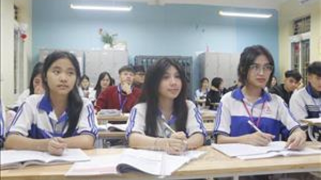 Học sinh lớp 12 ‘chạy đua’ với kỳ thi đánh giá năng lực