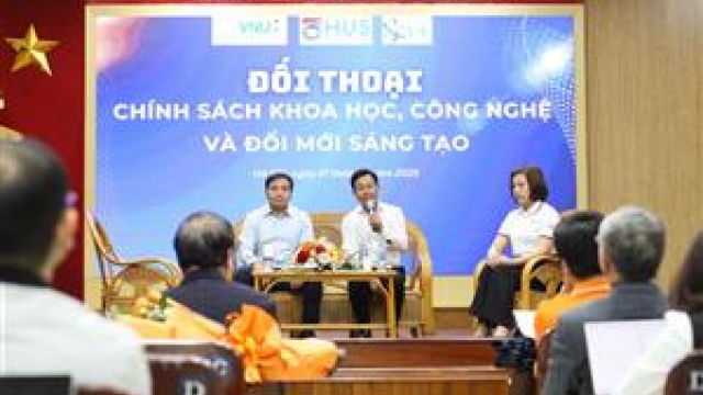 Nhà khoa học cần quyết liệt gắn nghiên cứu với thực tiễn