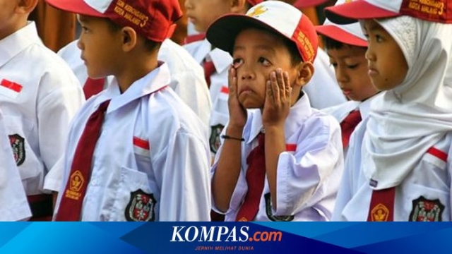 MK Putuskan Pendidikan Dasar Gratis, Apa Langkah Pemerintah?
