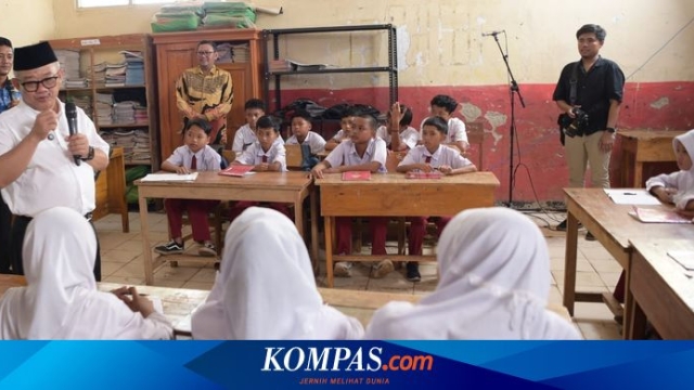 Peringati Hardiknas 2025, Mendikdasmen Ingatkan Siswa Aktif Mencatat dan Bertanya